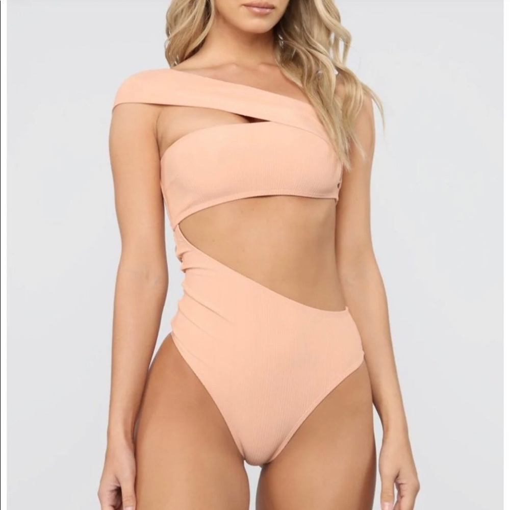 Sold! Fashion Nova Try Me monokini